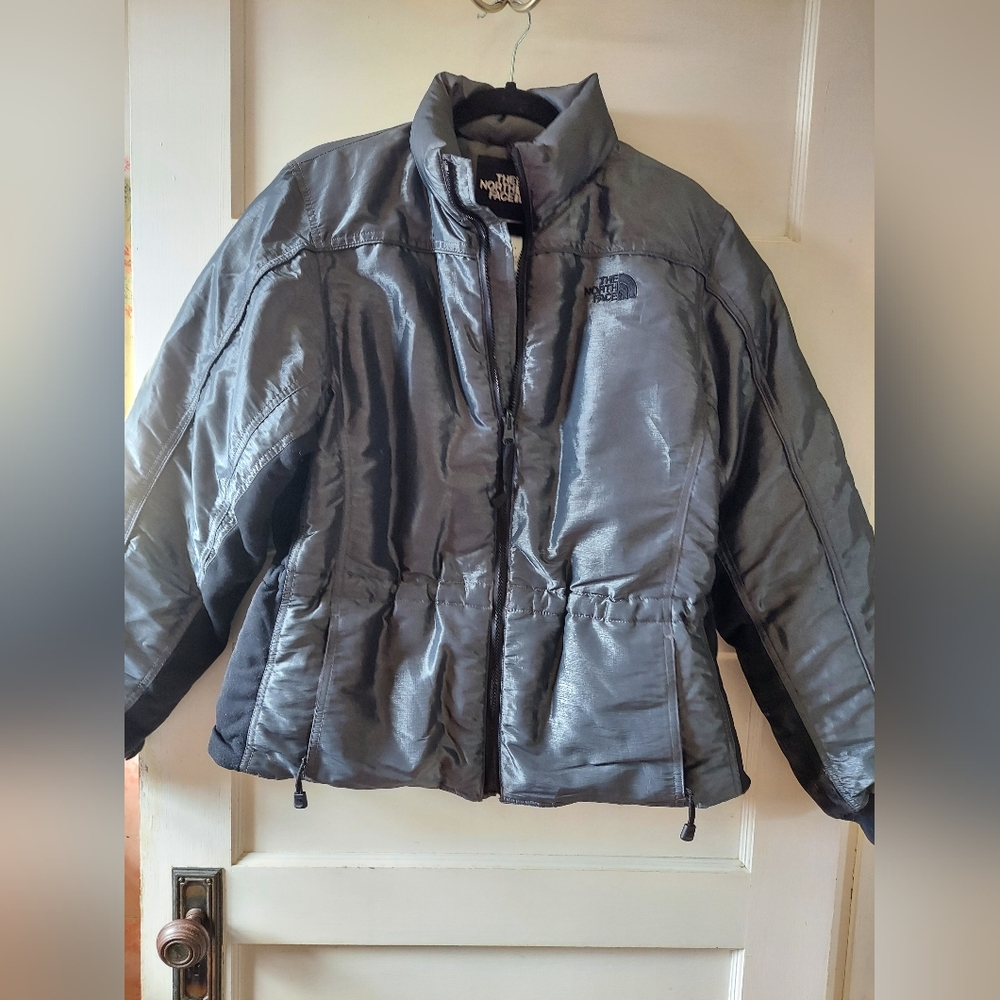 Vintage NWOT North Face Women's Metallic Gray Puffer Jacket